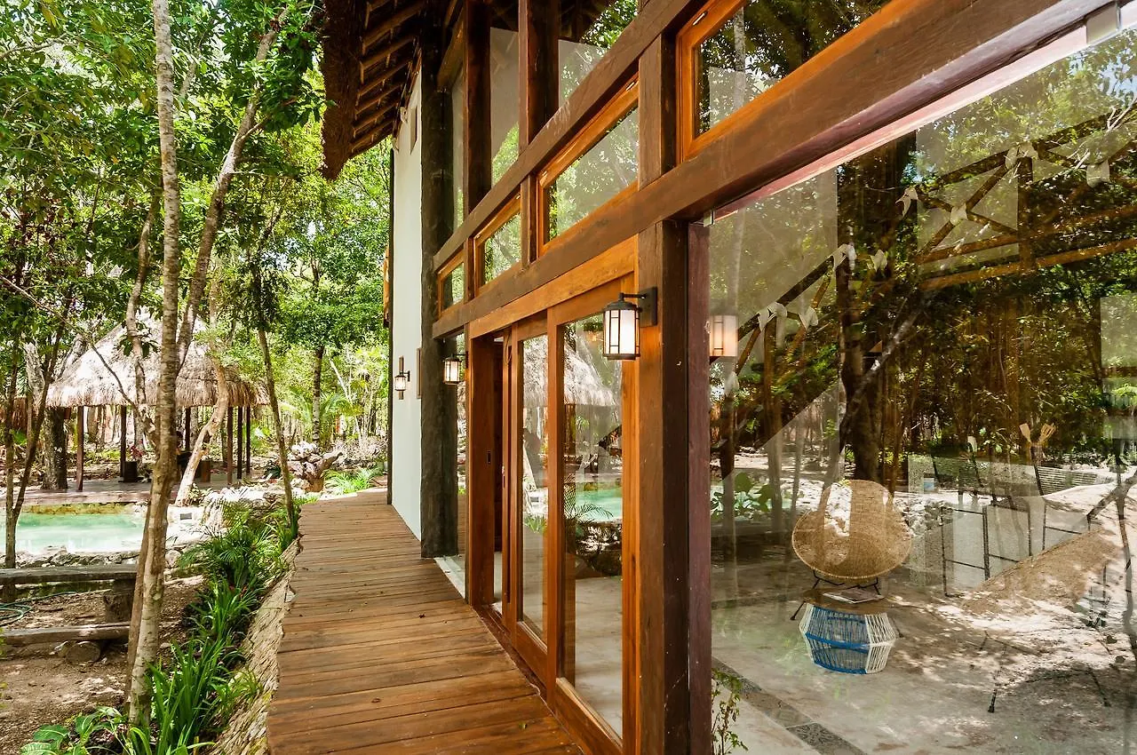 Jungle Chic Villa In Chemuyil Tulum