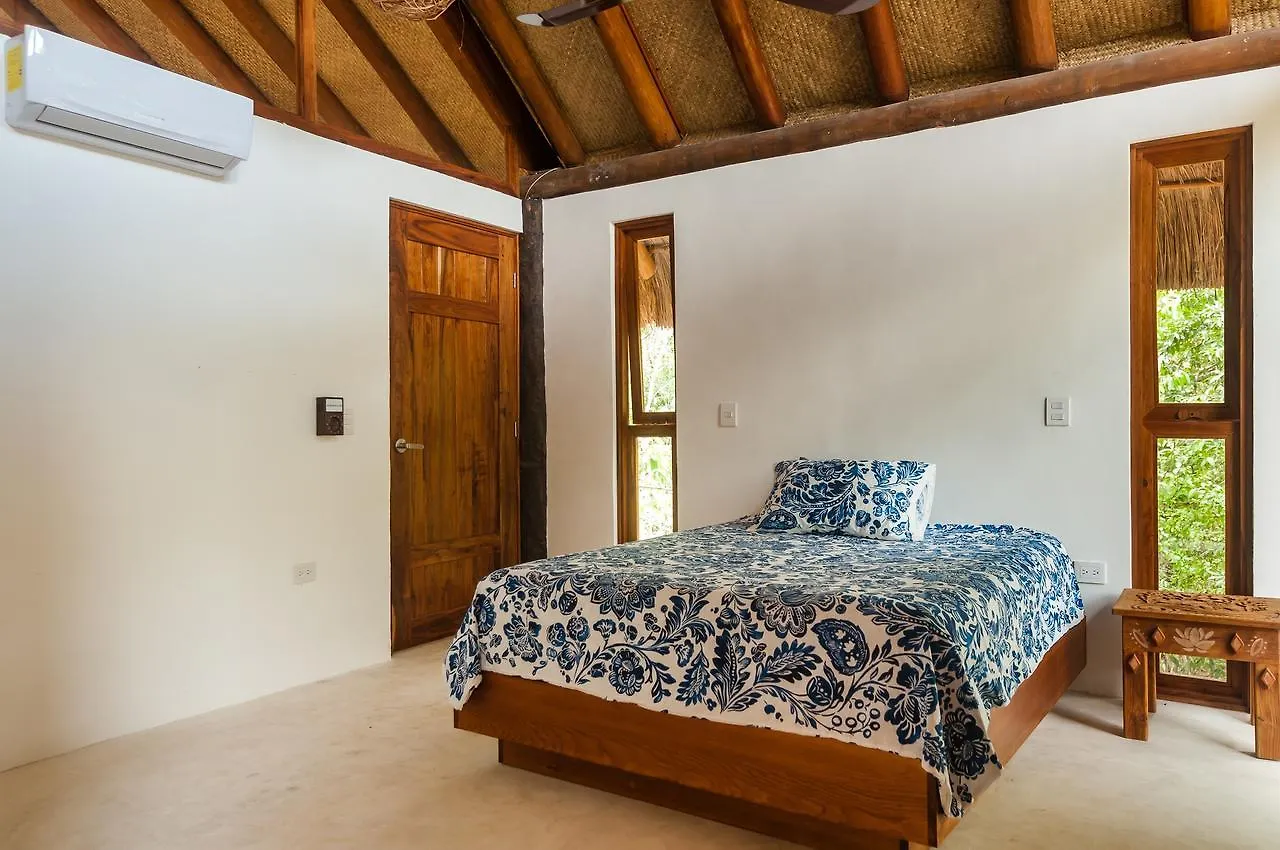 Jungle Chic Villa In Chemuyil Tulum